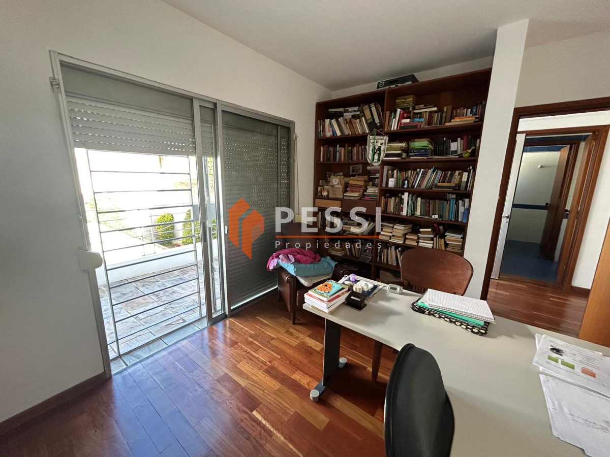 Casa ID.2451/Venta-casa-3-dormitorios-en-punta-carretas - Venta casa 3 dormitorios en punta carretas