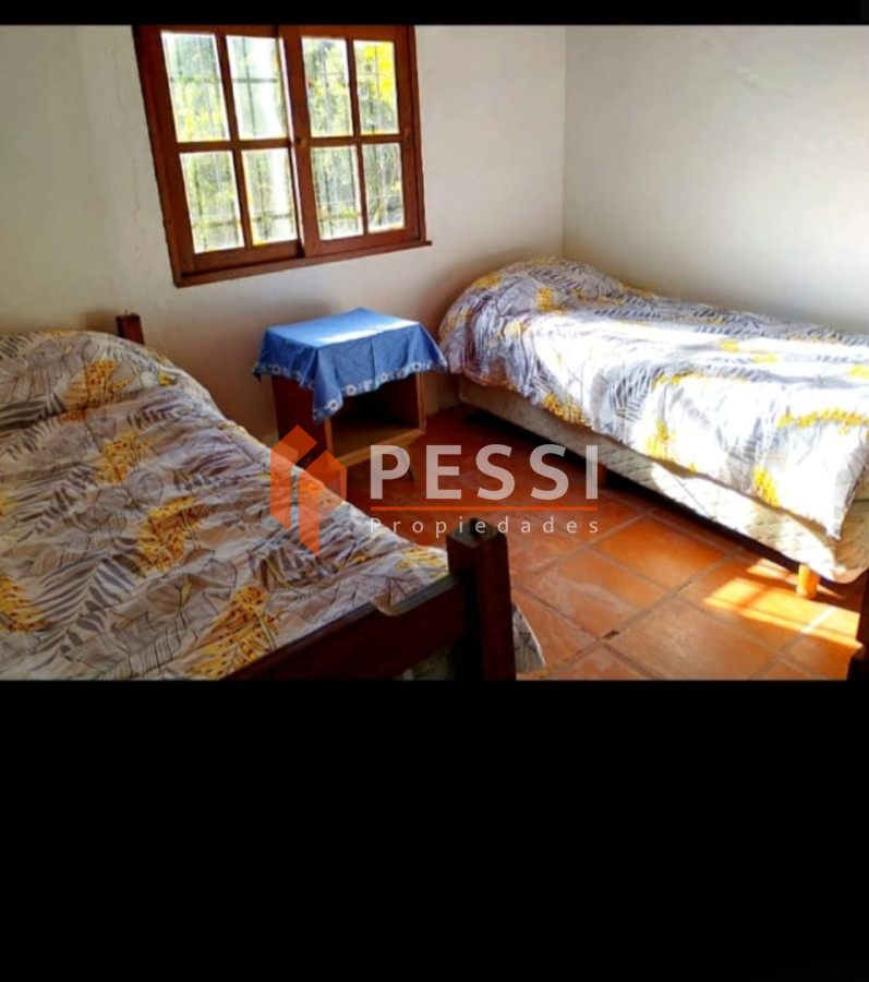 Casa ID.2484/Venta-casa-4-dormitorios-en-Las-Flores - Venta casa 4 dormitorios en Las Flores