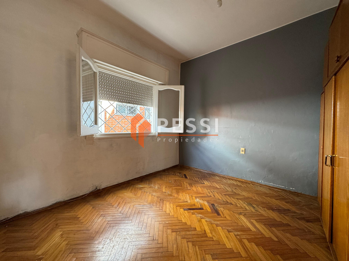 Casa ID.2476 - Alquiler Casa 3 Dormitorios con garage y fondo en Parque Batlle