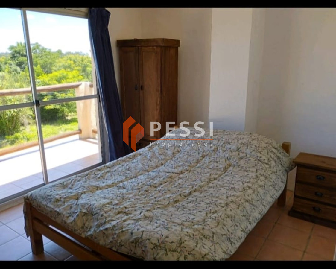 Casa ID.2484/Venta-casa-4-dormitorios-en-Las-Flores - Venta casa 4 dormitorios en Las Flores