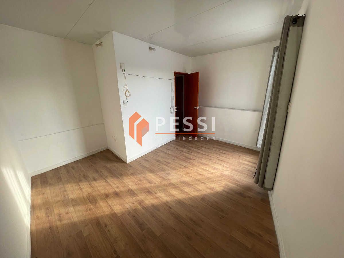 Casa ID.2392 - Alquiler apartamento tipo casa de 2 dormitorios en Aguada