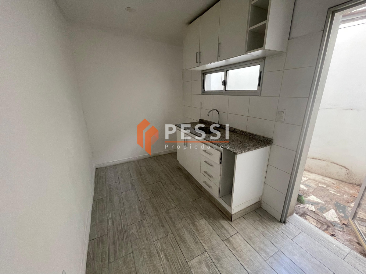 Casa ID.2392 - Alquiler apartamento tipo casa de 2 dormitorios en Aguada