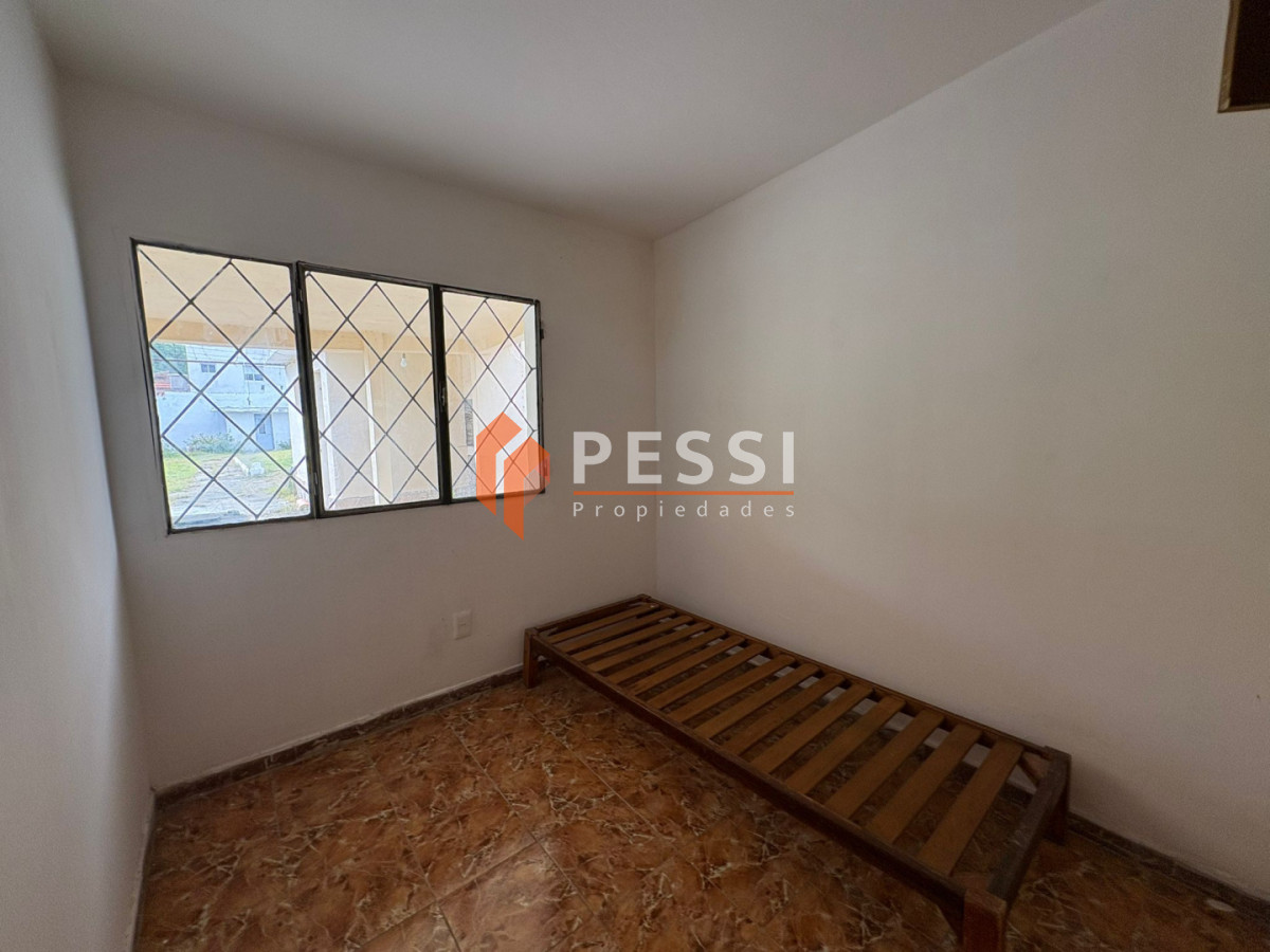 Casa ID.2565/Venta-casa-2-dormitorios-con-muy-buen-terreno-en-Lagomar - Venta casa 2 dormitorios con muy buen terreno en Lagomar