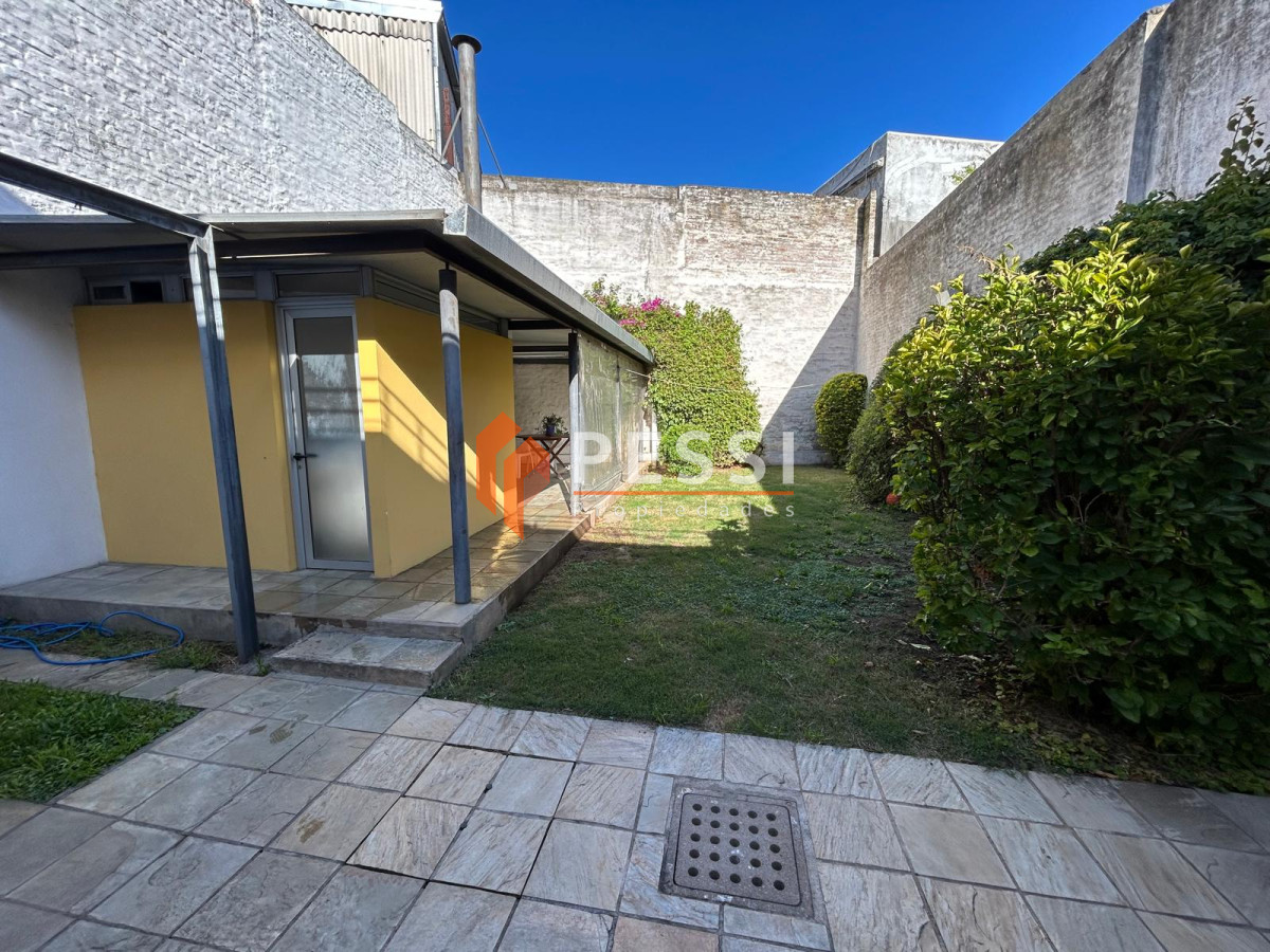 Casa ID.2451/Venta-casa-3-dormitorios-en-punta-carretas - Venta casa 3 dormitorios en punta carretas