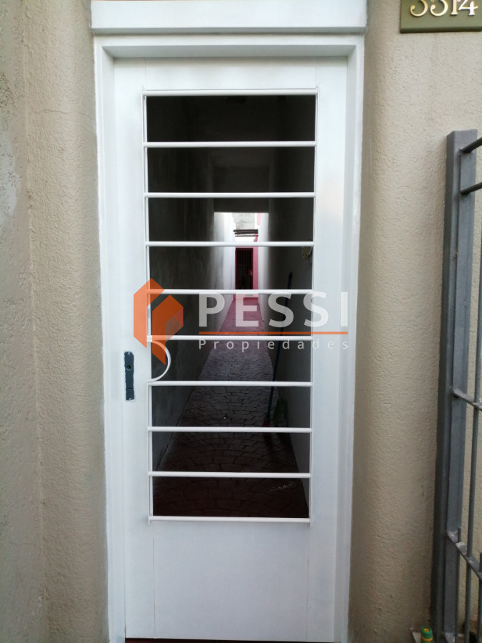 Casa ID.2483/Venta-casa-3-dormitorios-y-apartamento-al-fondo-rentado-en-Brazo-Oriental- - Venta casa 3 dormitorios y apartamento al fondo rentado en Brazo Oriental 