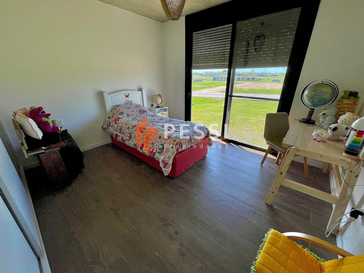 Casa ID.2482/Venta-casa-4-dormitorios,-3-baños-y-piscina-en-La-Juana - Venta casa 4 dormitorios, 3 baños y piscina en La Juana