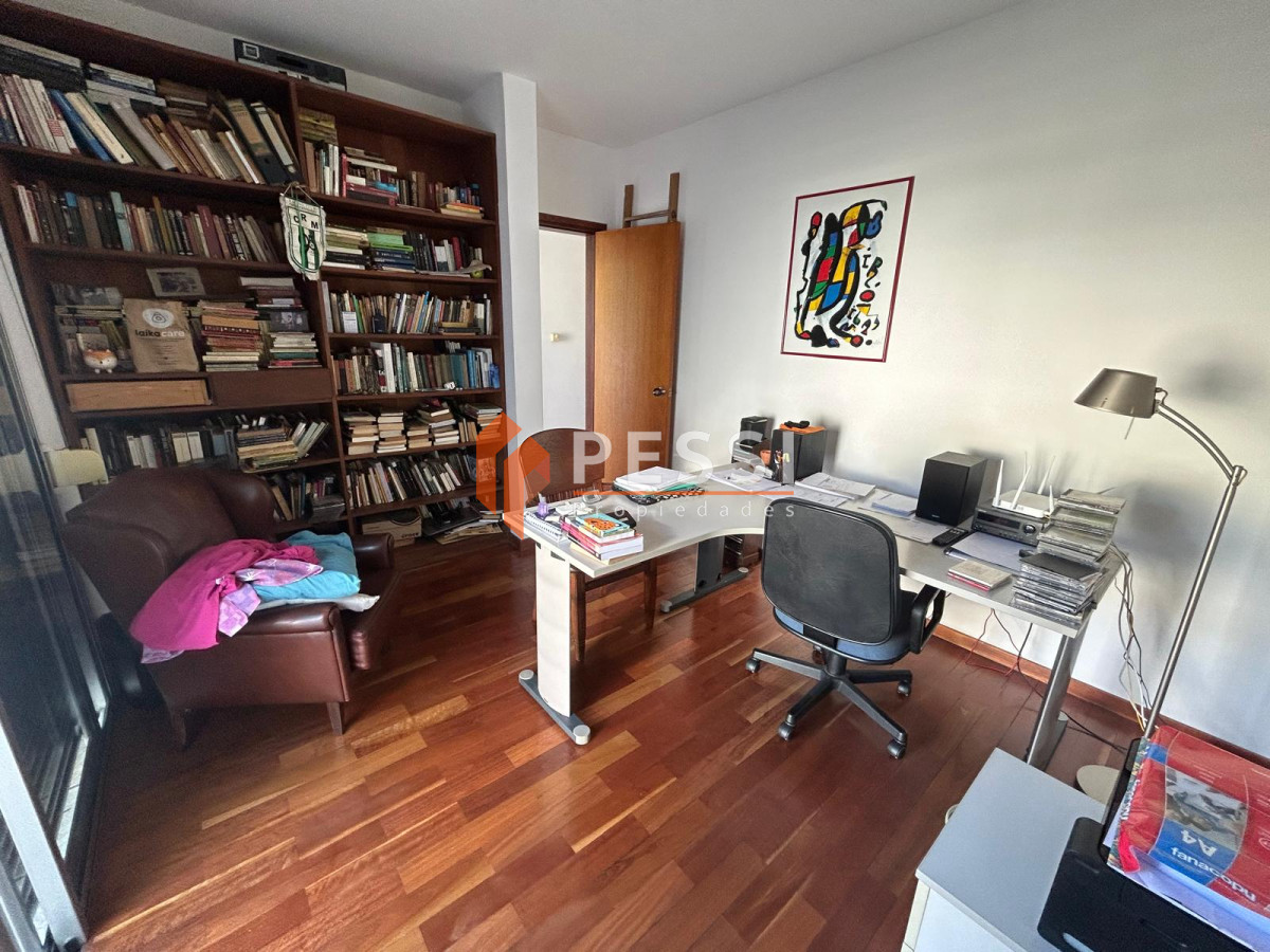Casa ID.2451/Venta-casa-3-dormitorios-en-punta-carretas - Venta casa 3 dormitorios en punta carretas