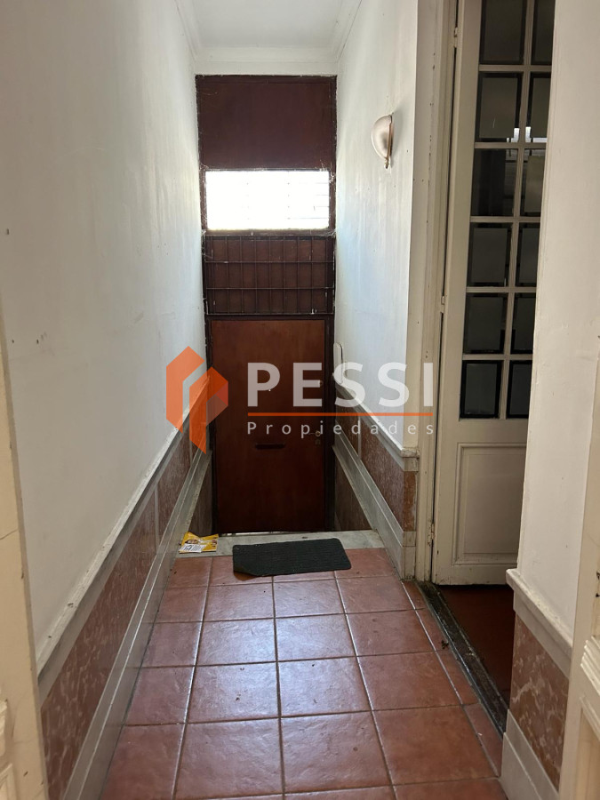 Casa ID.2355/Venta-casa-3-dormitorios-y-garage-en-Punta-Carretas - Venta casa 3 dormitorios y garage en Punta Carretas