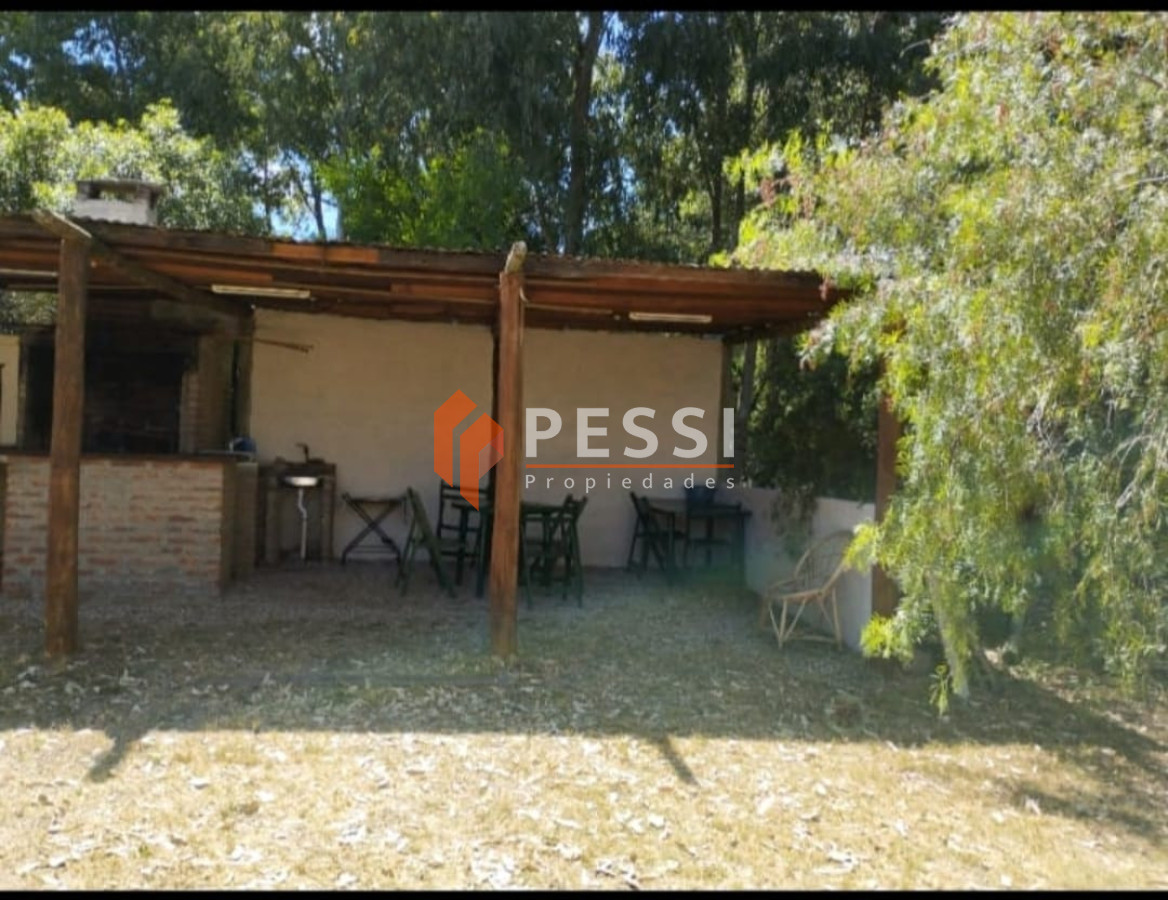 Casa ID.2484/Venta-casa-4-dormitorios-en-Las-Flores - Venta casa 4 dormitorios en Las Flores