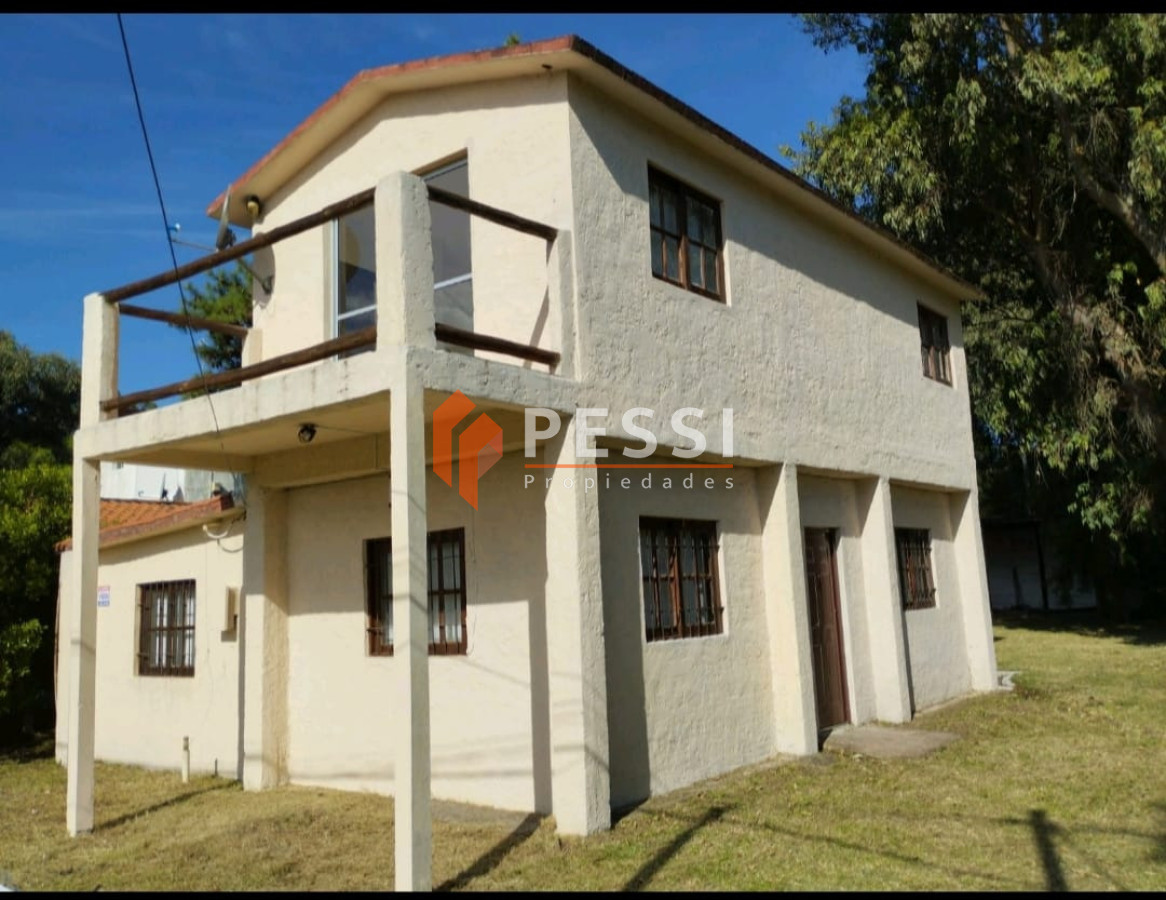 Casa ID.2484/Venta-casa-4-dormitorios-en-Las-Flores - Venta casa 4 dormitorios en Las Flores