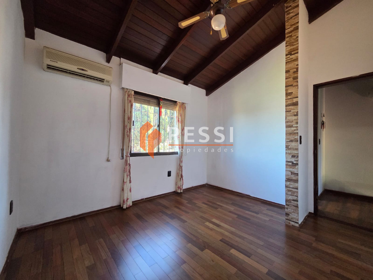 Casa ID.2480/Venta-casa-3-dormitorios-y-barbacoa-en-Ciudad-de-la-Costa - Venta casa 3 dormitorios y barbacoa en Ciudad de la Costa
