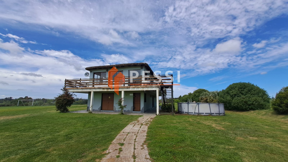 Chacra ID.2612/Venta-chacra-de-5,2-hectáreas-con-infreastructura-deportiva-y-edificaciones-en-Paso-de-la-Arena - Venta chacra de 5,2 hectáreas con infreastructura deportiva y edificaciones en Paso de la Arena