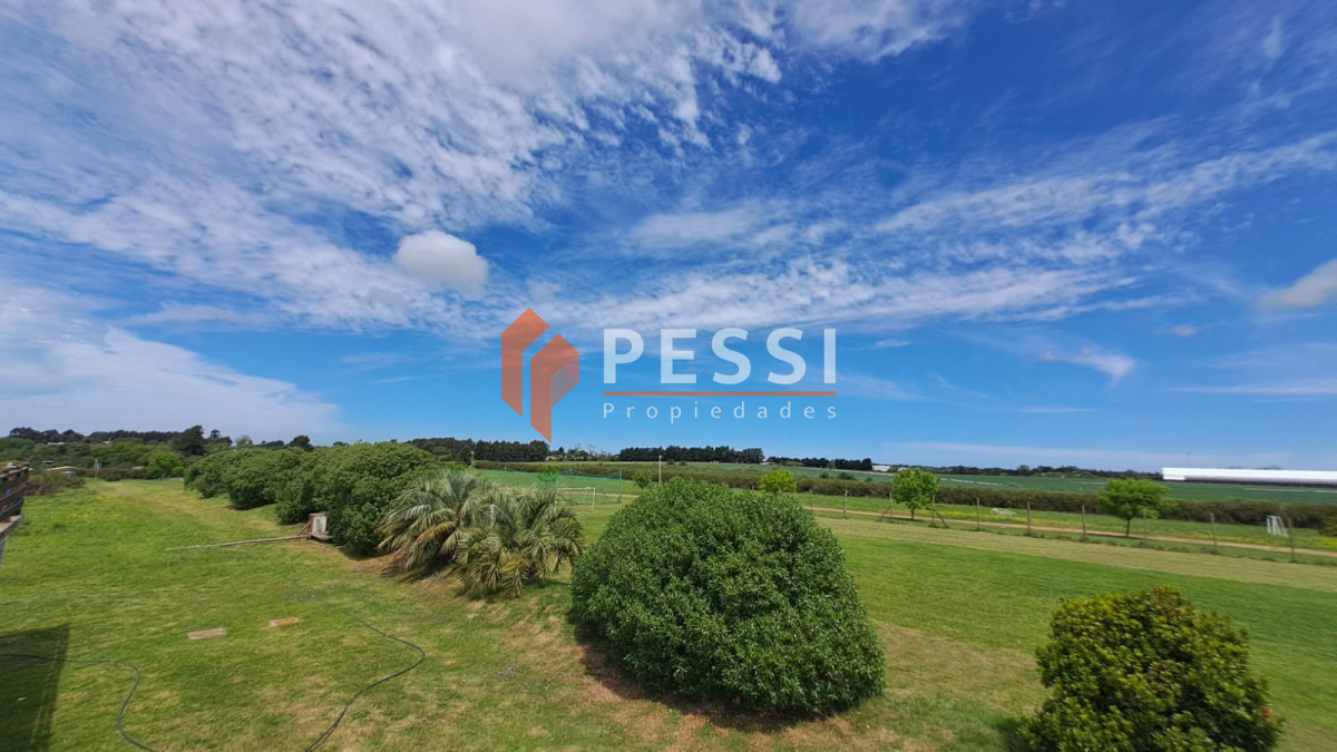 Chacra ID.2612/Venta-chacra-de-5,2-hectáreas-con-infreastructura-deportiva-y-edificaciones-en-Paso-de-la-Arena - Venta chacra de 5,2 hectáreas con infreastructura deportiva y edificaciones en Paso de la Arena