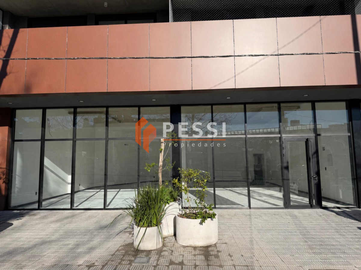 Local Comercial ID.2545/Alquiler-local-comercial-en-La-Blanqueada - Alquiler local comercial en La Blanqueada