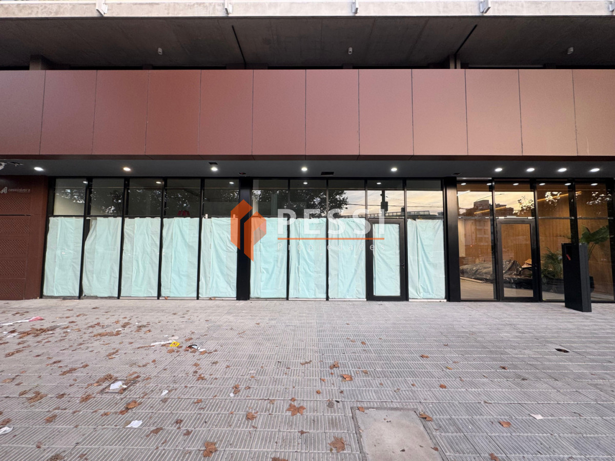 Local Comercial ID.2545/Alquiler-local-comercial-en-La-Blanqueada - Alquiler local comercial en La Blanqueada