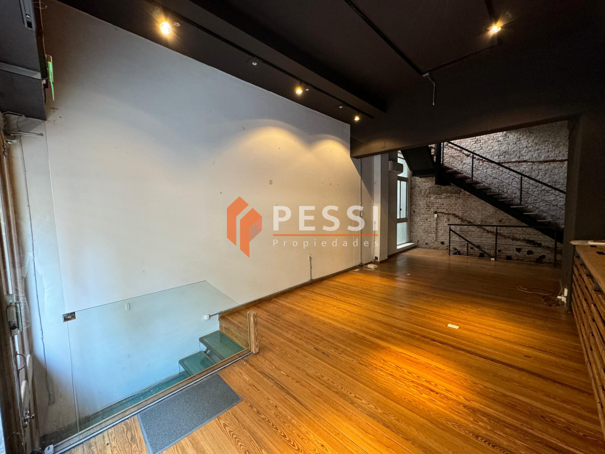 Local Comercial ID.2405/Venta-local-comercial-en-Pocitos - Venta local comercial en Pocitos