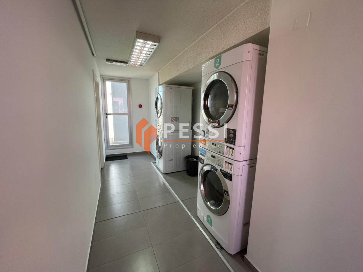 Apartamento ID.1432 - Venta monoambiente con terraza y garage en Pocitos