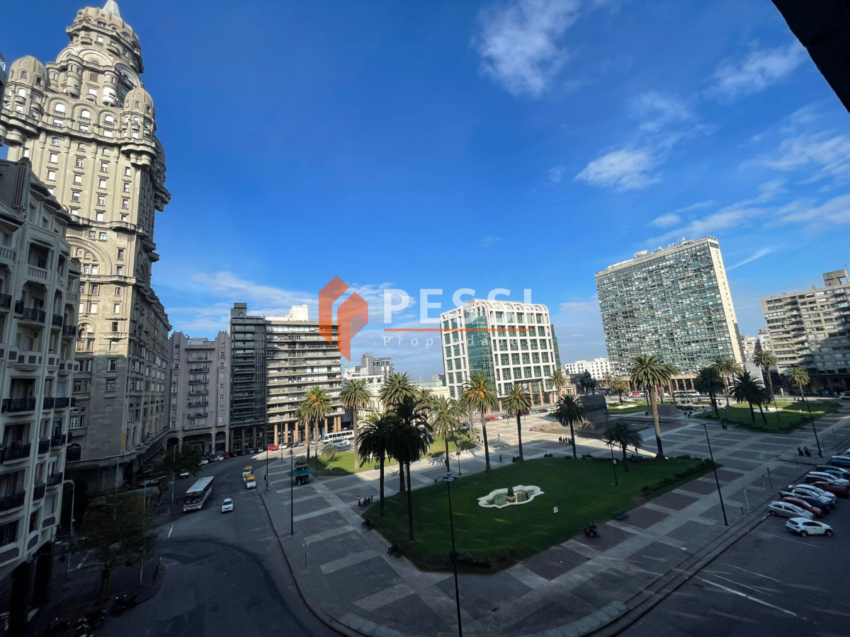 Oficina ID.2337/Alquiler-oficina-en-Ciudad-Vieja - Alquiler oficina en Ciudad Vieja