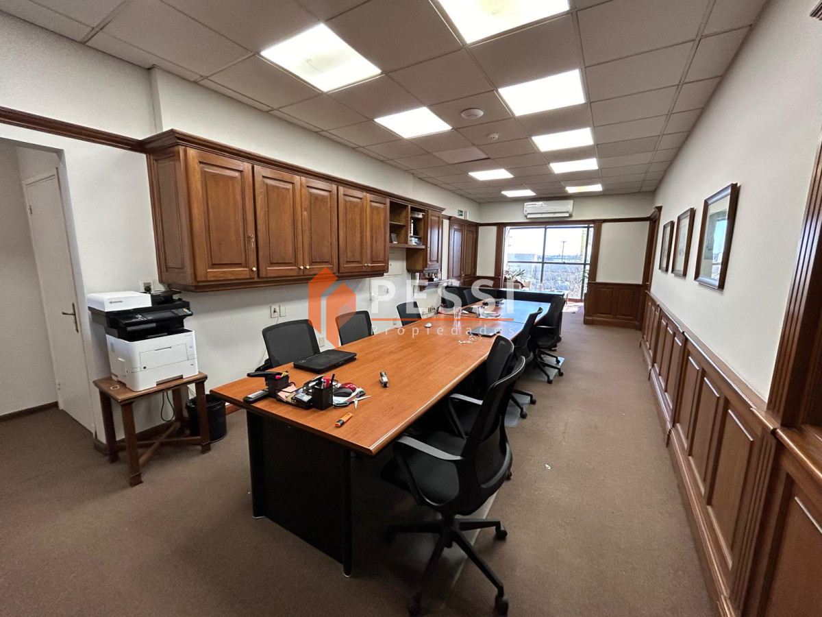 Oficina ID.2521/Alquiler-oficina-sobre-Rambla-Portuaria - Alquiler oficina sobre Rambla Portuaria