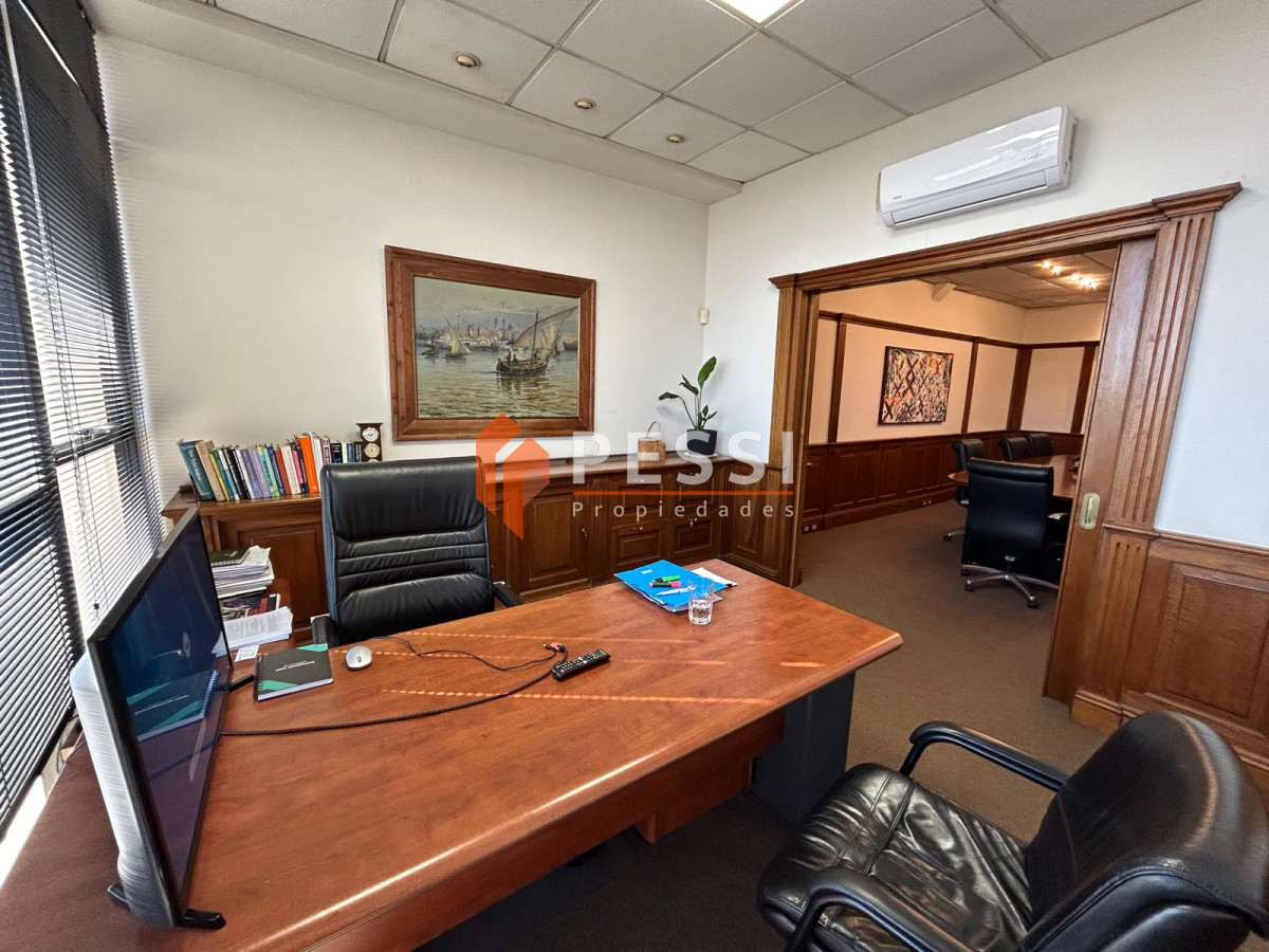 Oficina ID.2390/Venta-oficina-sobre-Rambla-Portuaria - Venta oficina sobre Rambla Portuaria