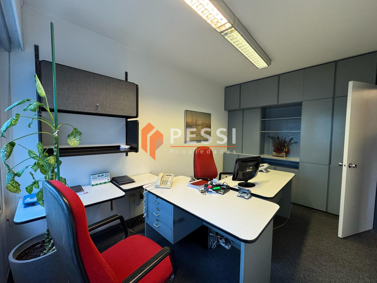 Oficina ID.2453/Alquiler-Oficina-Amoblada-en-Centro - Alquiler Oficina Amoblada en Centro