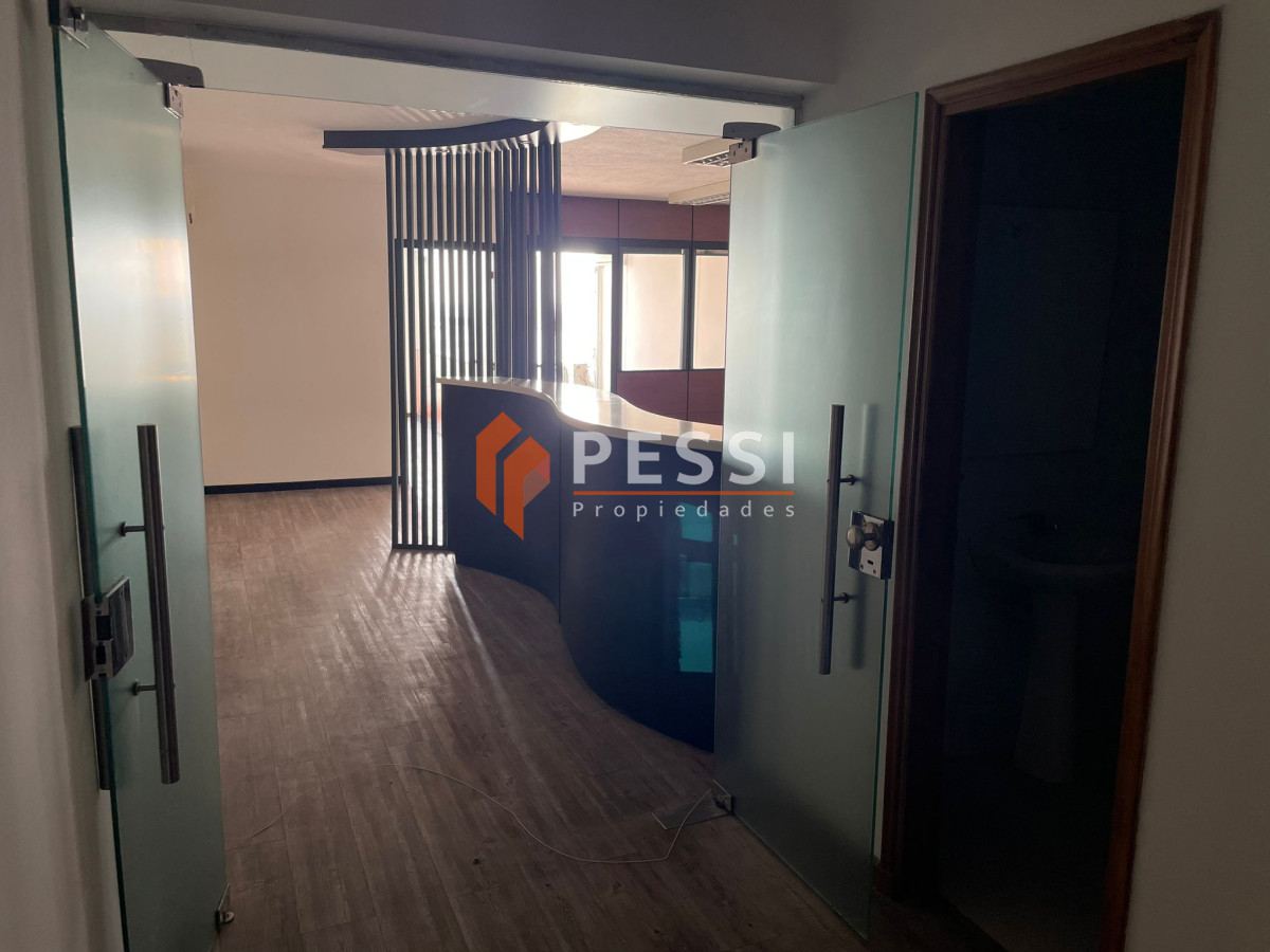 Oficina ID.2224/Venta-oficina-en-Ciudad-Vieja - Venta oficina en Ciudad Vieja