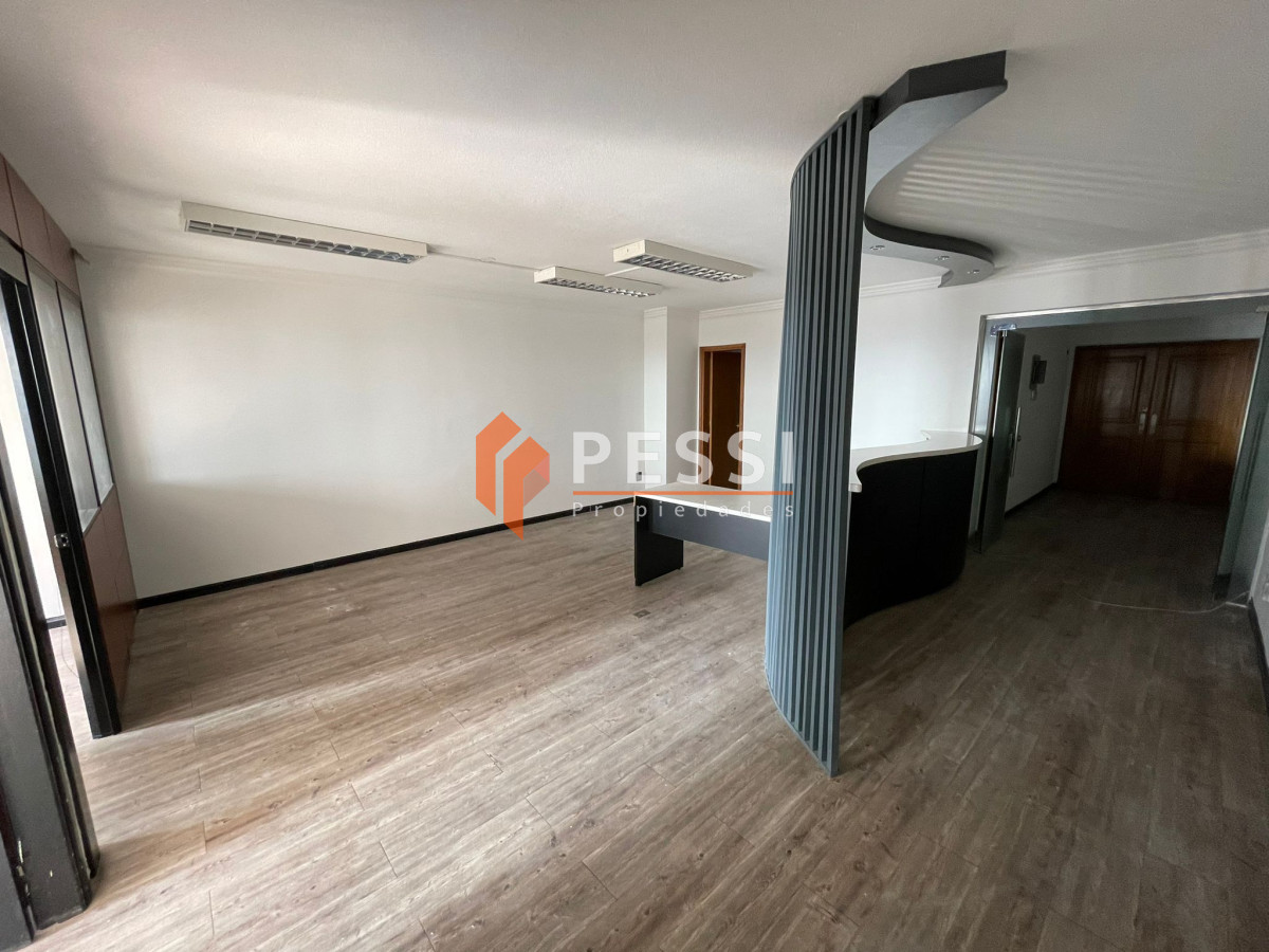 Oficina ID.2224/Venta-oficina-en-Ciudad-Vieja - Venta oficina en Ciudad Vieja