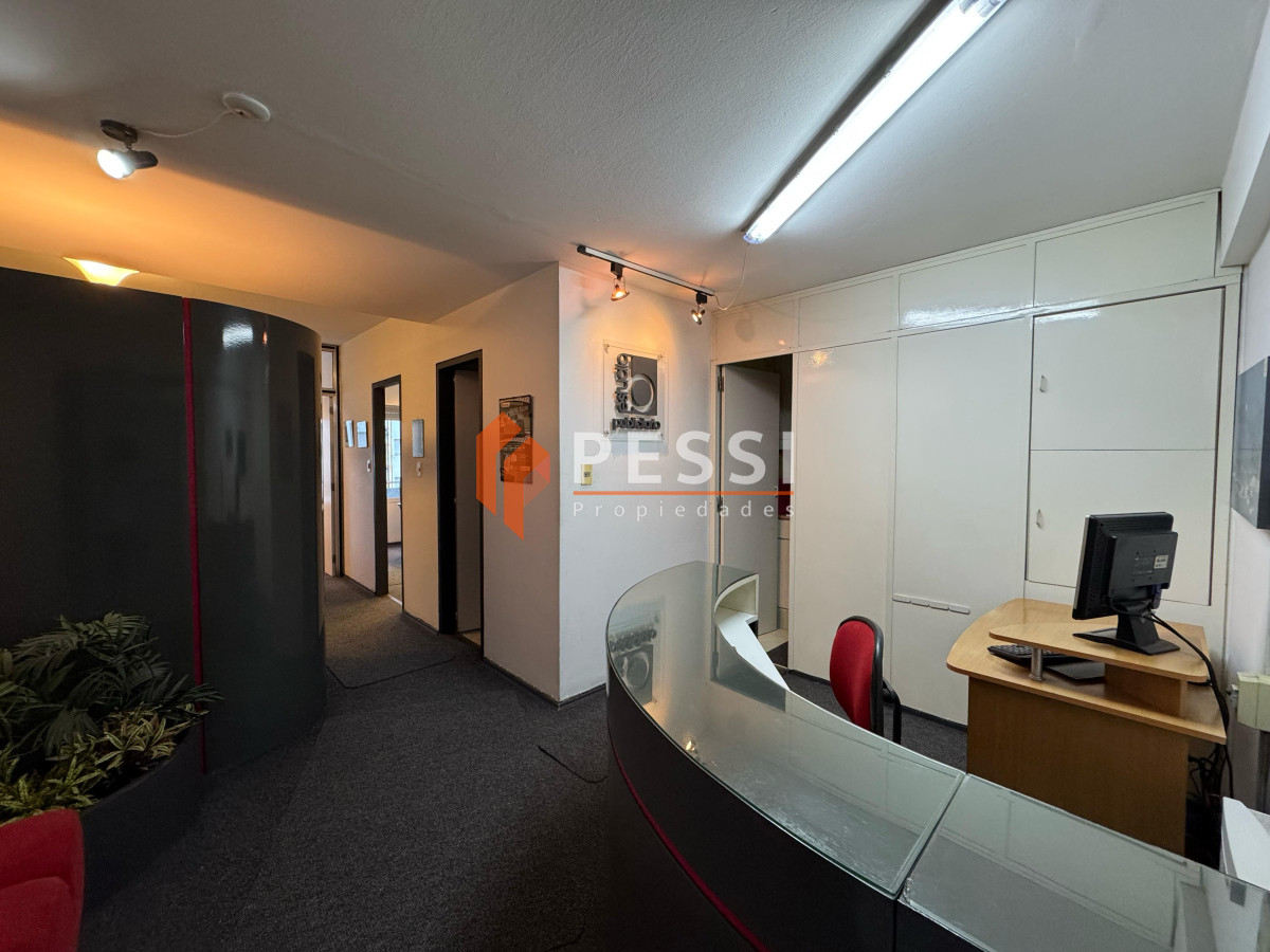 Oficina ID.2453/Alquiler-Oficina-Amoblada-en-Centro - Alquiler Oficina Amoblada en Centro