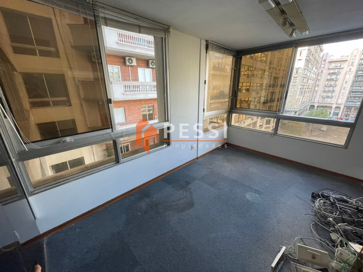 Oficina ID.2223/Oficinas-en-Venta--Pessi-Propiedades - Venta oficina en Centro