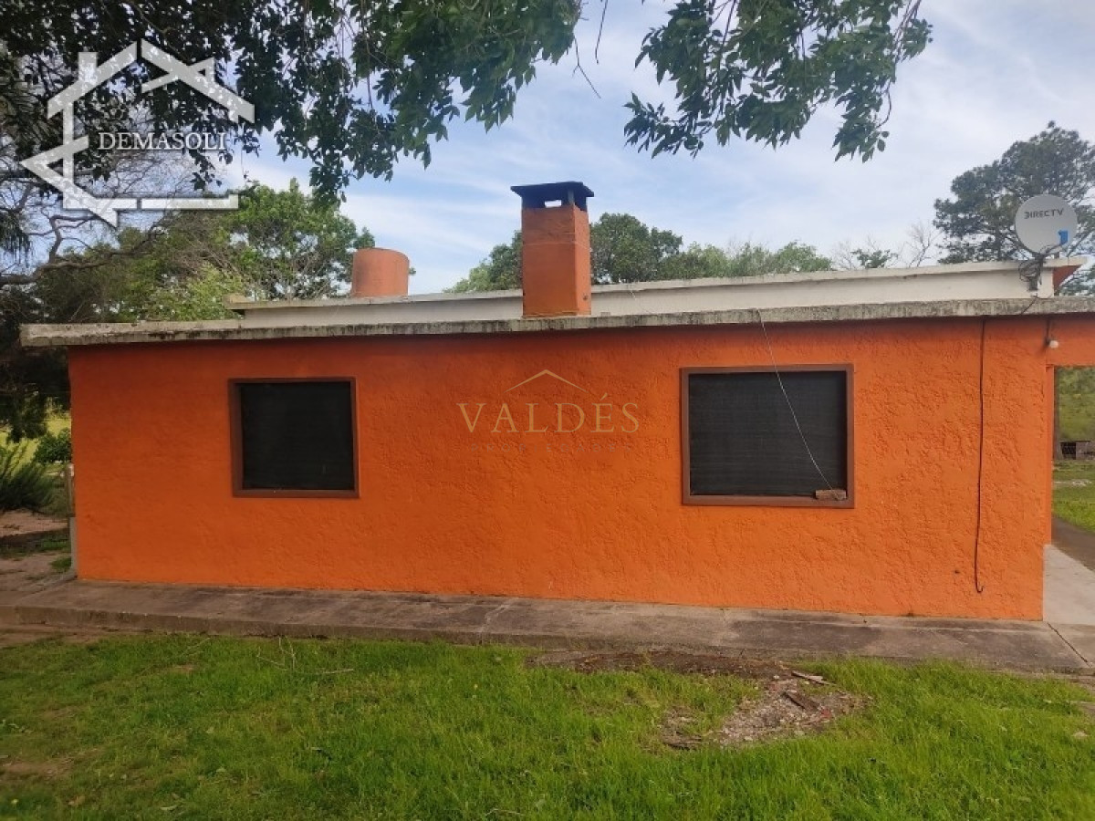 Chacra ID.1681 - Se vende chacra 11 has 8000 m2, con casa.