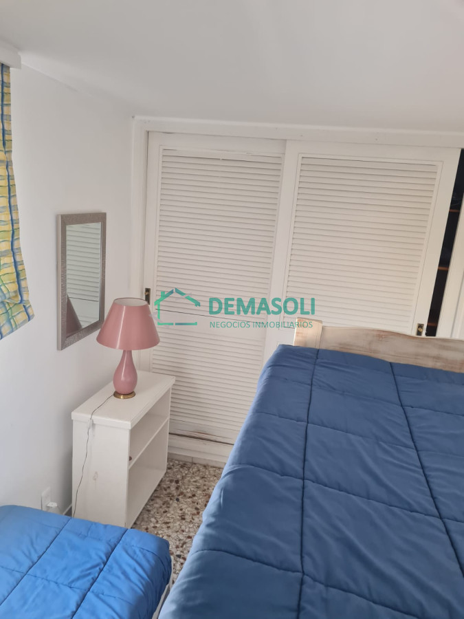 Apartamento ID.845 - Se vende apartamento de 2 dormitorios en Punta del Este, en pleno centro de la península.