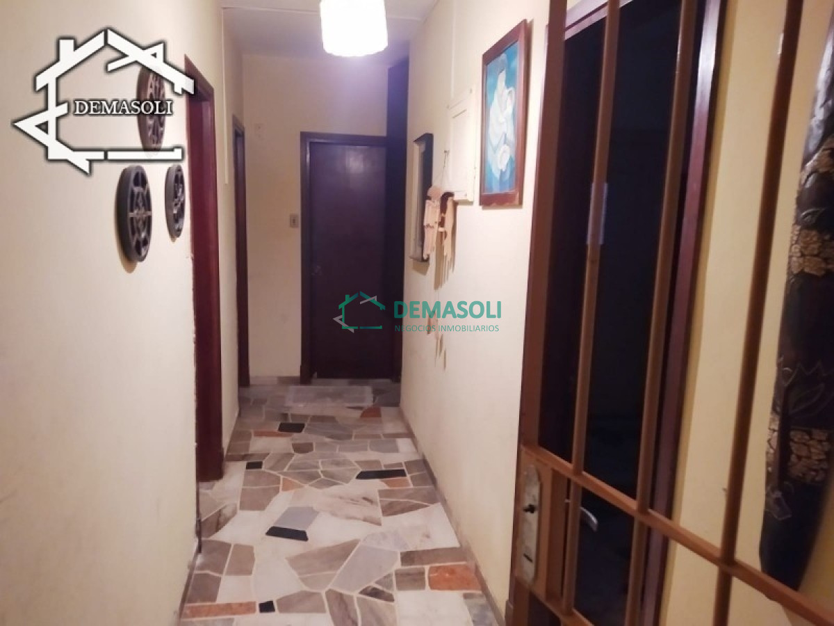 Casa ID.178 - Se vende casa de gran porte, ubicada en la entrada de la ciudad de Pan de Azúcar, Departamento de Maldonado. 