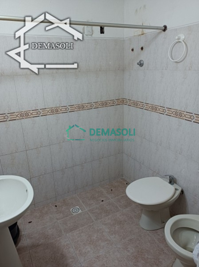 Casa ID.202 - Se vende!! Casa ubicada en Sierras del Tirol de 5 dormitorios, 3 baños, a pasitos del Cerro Pan de Azúcar, con frente a la ruta 37,