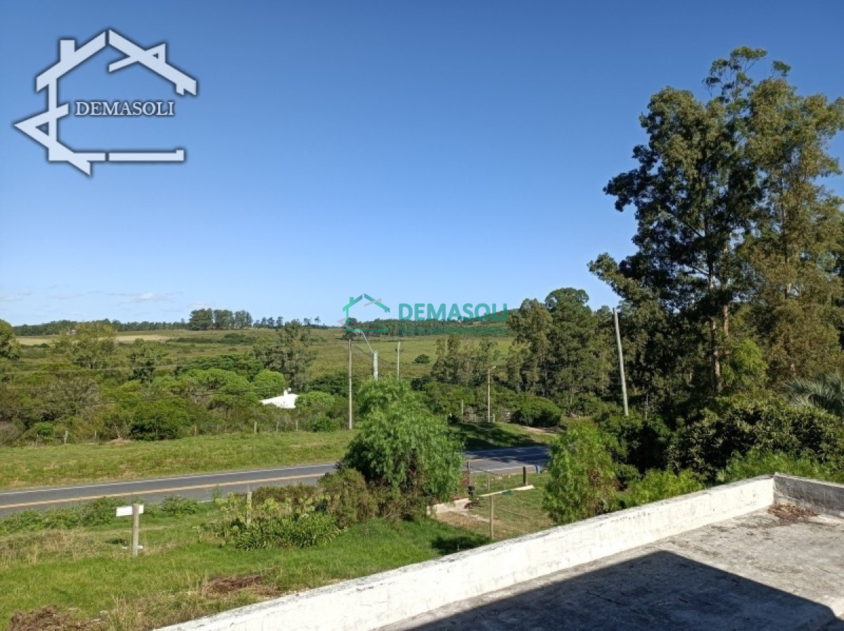 Casa ID.202 - Se vende!! Casa ubicada en Sierras del Tirol de 5 dormitorios, 3 baños, a pasitos del Cerro Pan de Azúcar, con frente a la ruta 37,
