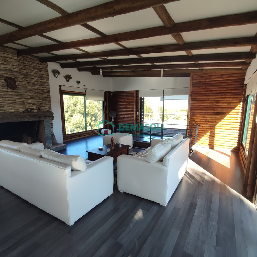 Casa ID.1056 - Hermosa casa ubicada en Punta Negra, a 3 cuadras del mar