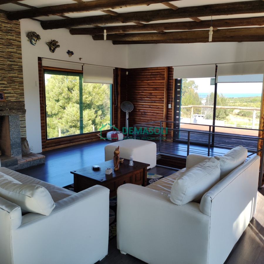 Casa ID.1056 - Hermosa casa ubicada en Punta Negra, a 3 cuadras del mar