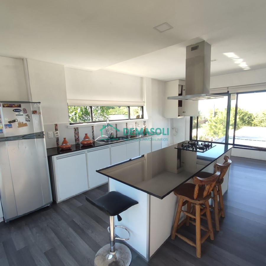 Casa ID.1056 - Hermosa casa ubicada en Punta Negra, a 3 cuadras del mar