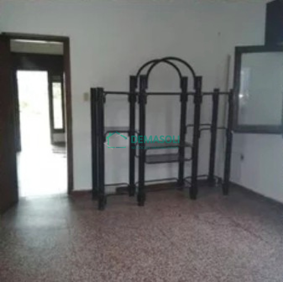 Casa ID.964 - Se vende en Piriápolis casa de 2 dormitorios 