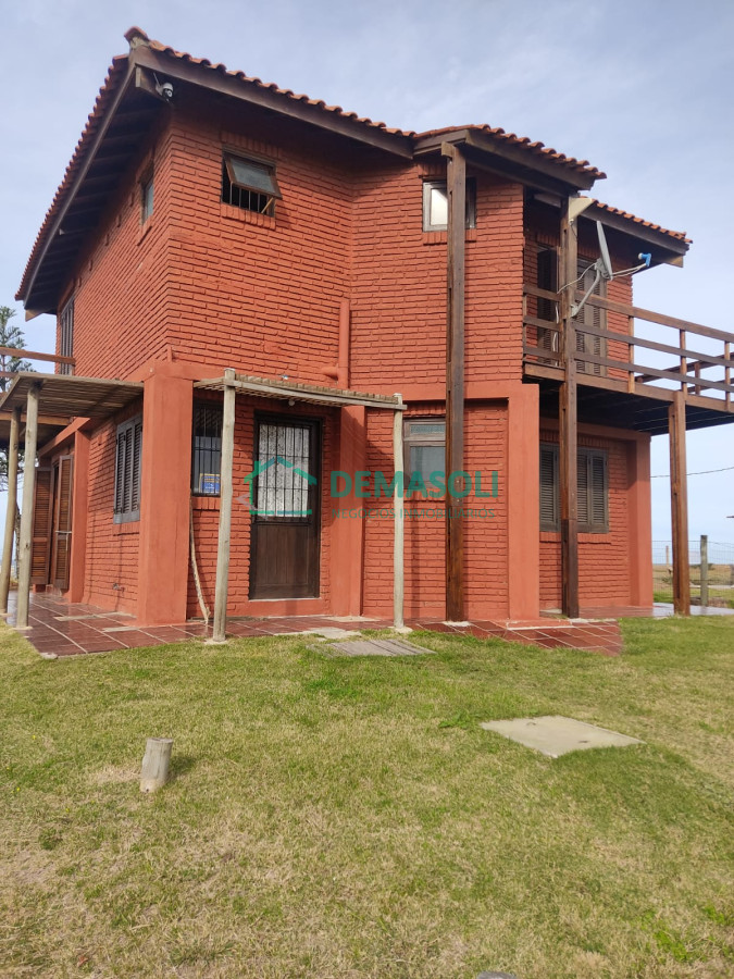 Casa ID.584 - Casa ubicada en Primera línea Punta Negra