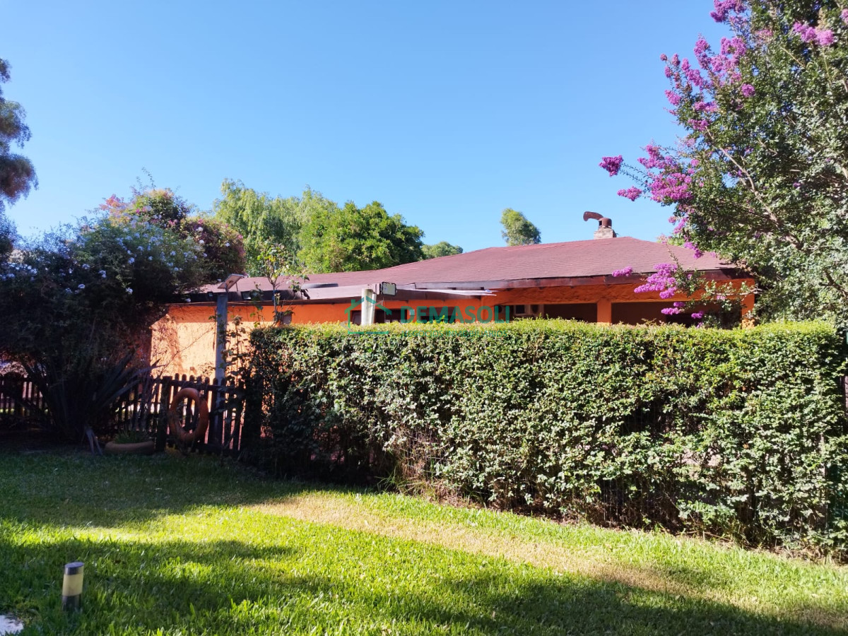 Casa ID.977 - Hermosa casa de 3 dormitorios,  con piscina, Playa Grande  