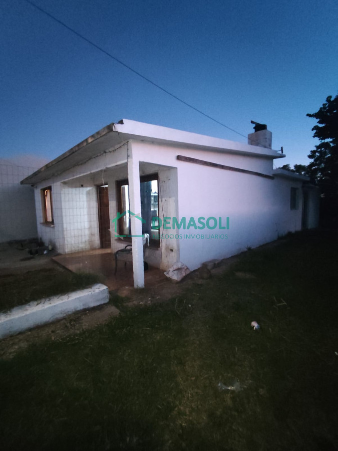 Casa ID.1275 - CASA CON AMPLIO TERRENO - IDEAL PARA RENTAS 