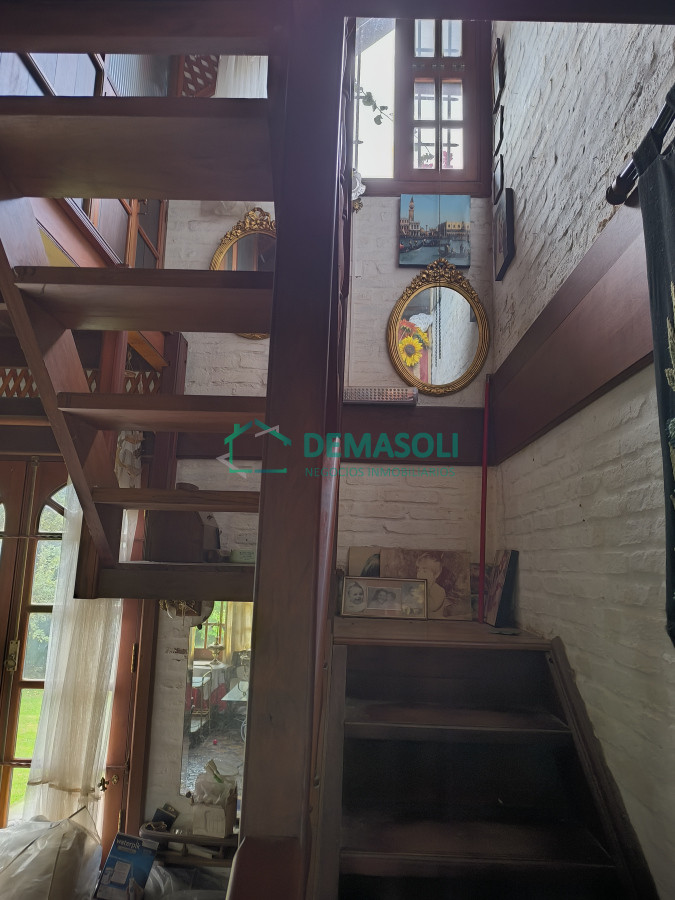 Casa ID.1249 - Se vende hermosa casona de estilo europeoubicada a pocos metros del mar, Playa Hermosa, 1100 M2 de terreno