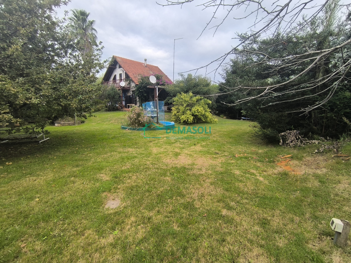 Casa ID.1249 - Se vende hermosa casona de estilo europeoubicada a pocos metros del mar, Playa Hermosa, 1100 M2 de terreno