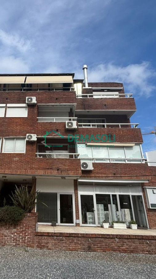 Casa ID.1272 - SE VENDE APARTAMENTO EN PUNTA DEL ESTE - AIDY GRILL