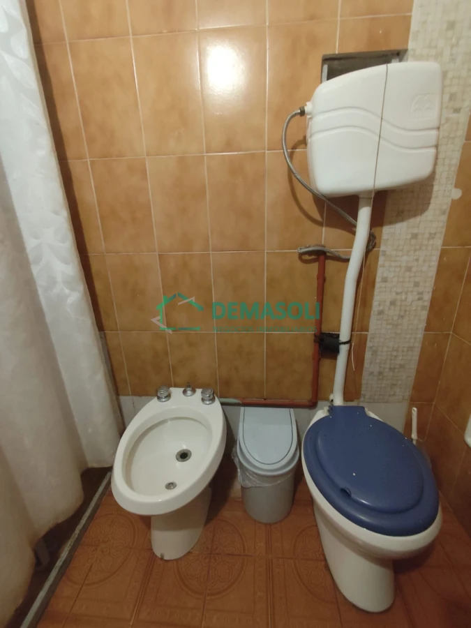 Casa ID.1275 - CASA CON AMPLIO TERRENO - IDEAL PARA RENTAS 