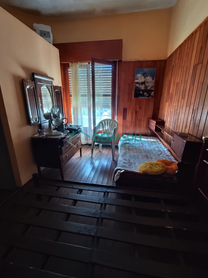 Casa ID.1280 - CASA EN VENTA A MEDIA CUADRA DE LA PLAZA - PAN DE AZUCAR