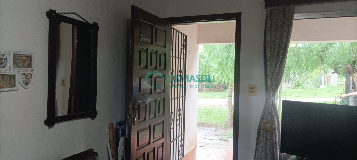 Casa ID.1254 - Se vende casa ubicada en Playa Hermosa, construcción tradicional 