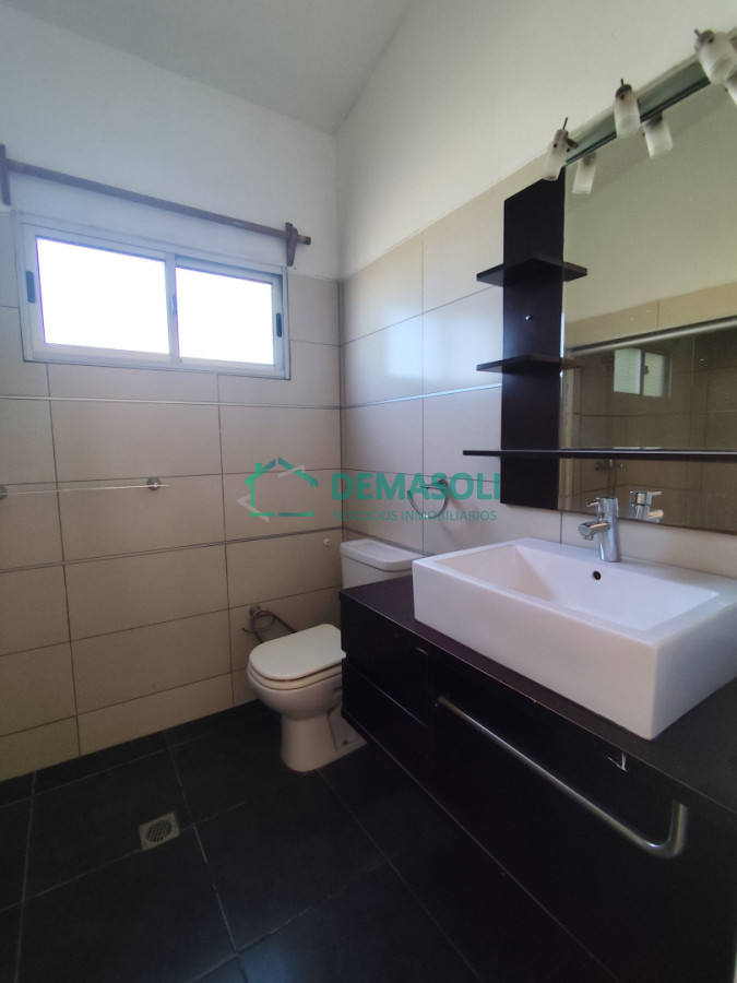 Casa ID.1359 - Se vende hermosa casa Estación Las Flores, Maldonado 