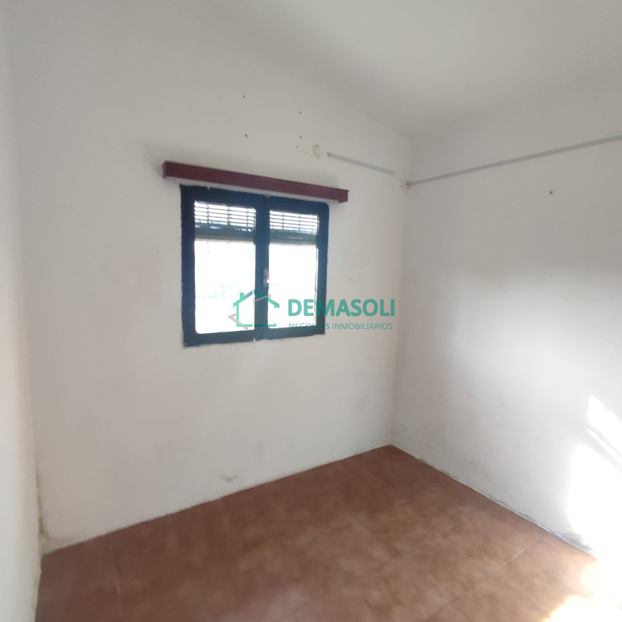 Casa ID.1064 - Se vende casa de 3 dormitorios con 338 mts 2 de terreno en Pan de Azúcar 