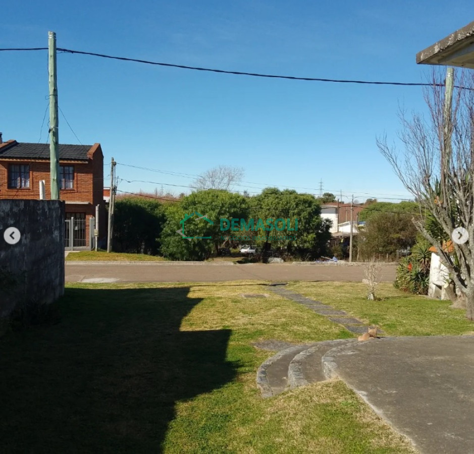 Casa ID.1300 - CASA CENTRICA CON PLANTA ALTA PARA TERMINAR